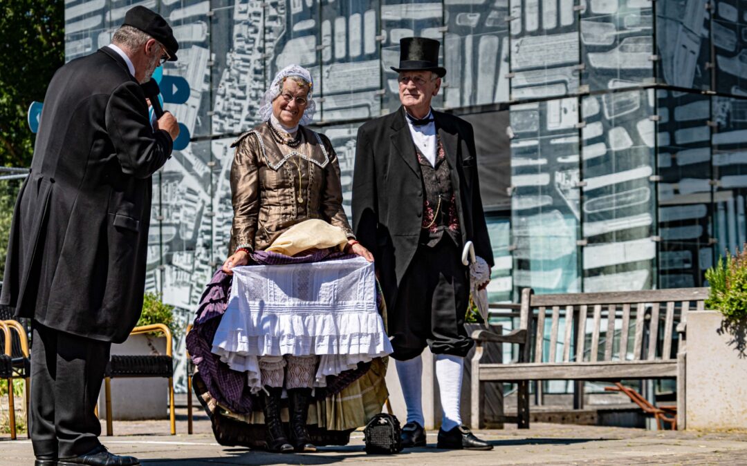 Woensdag 20 augustus – Historische modeshow bij Museum BroekerVeiling